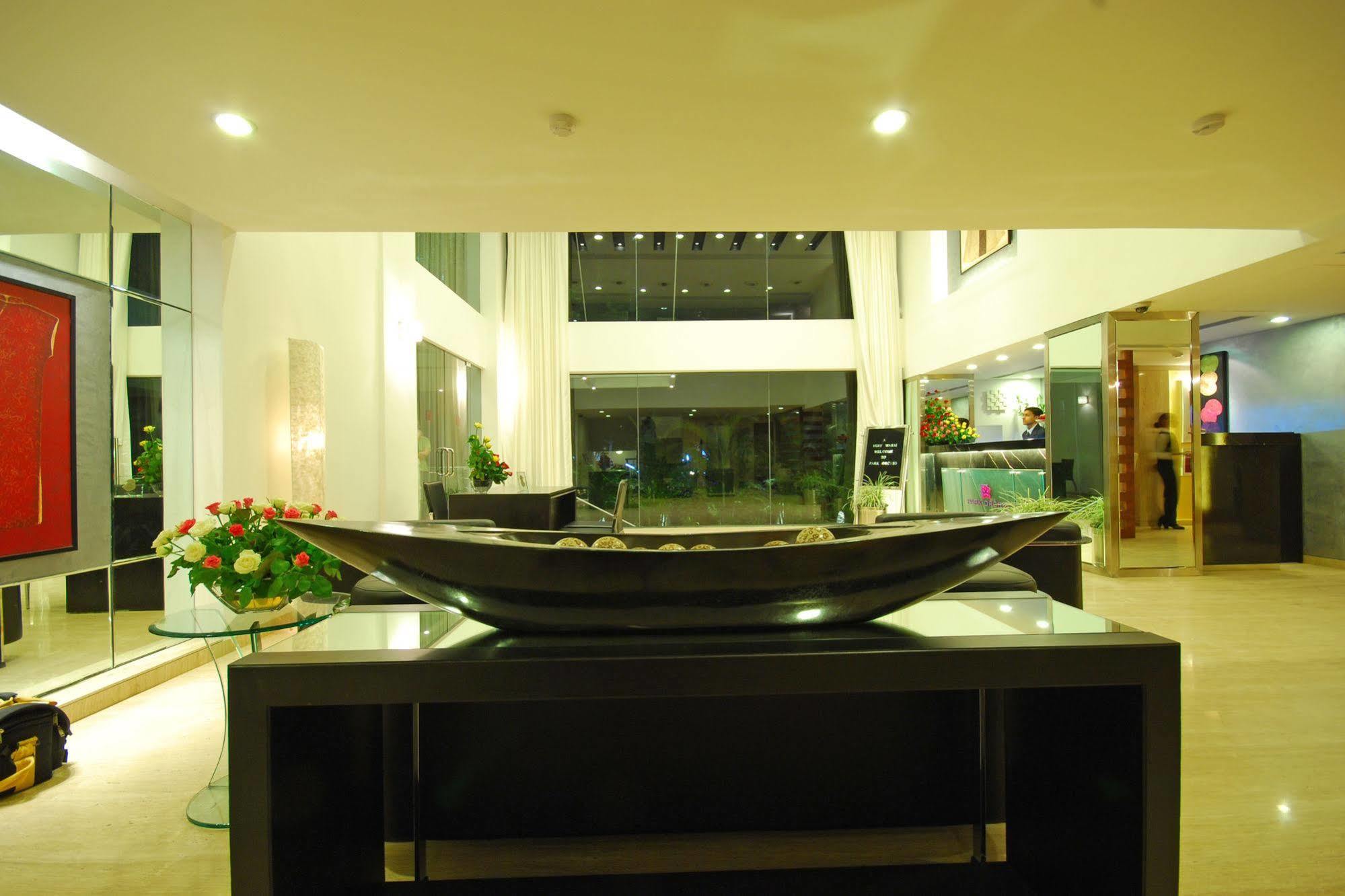 Park Ornate Hotel Viman Nagar Pune Bagian luar foto